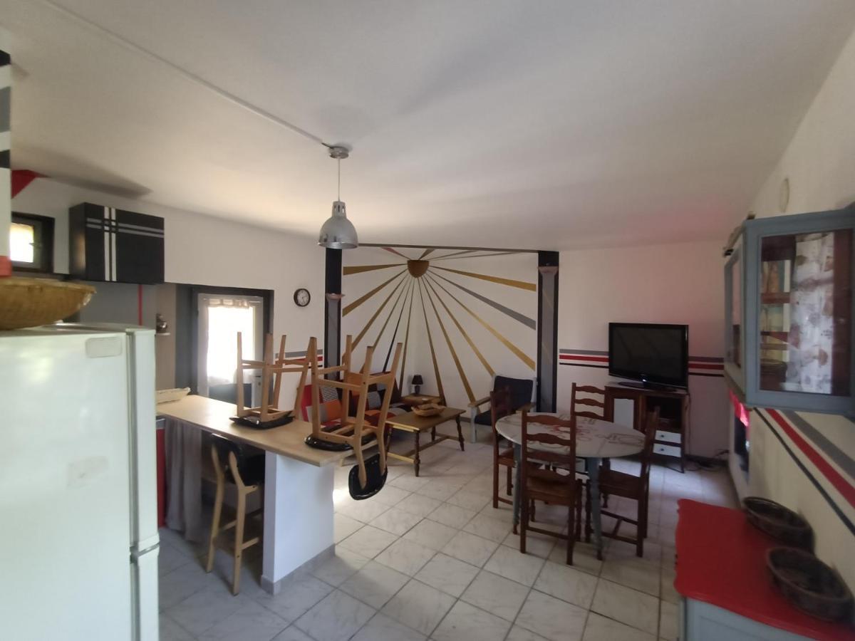 Appartement location saisonnière curiste à Montesquieu  Extérieur photo