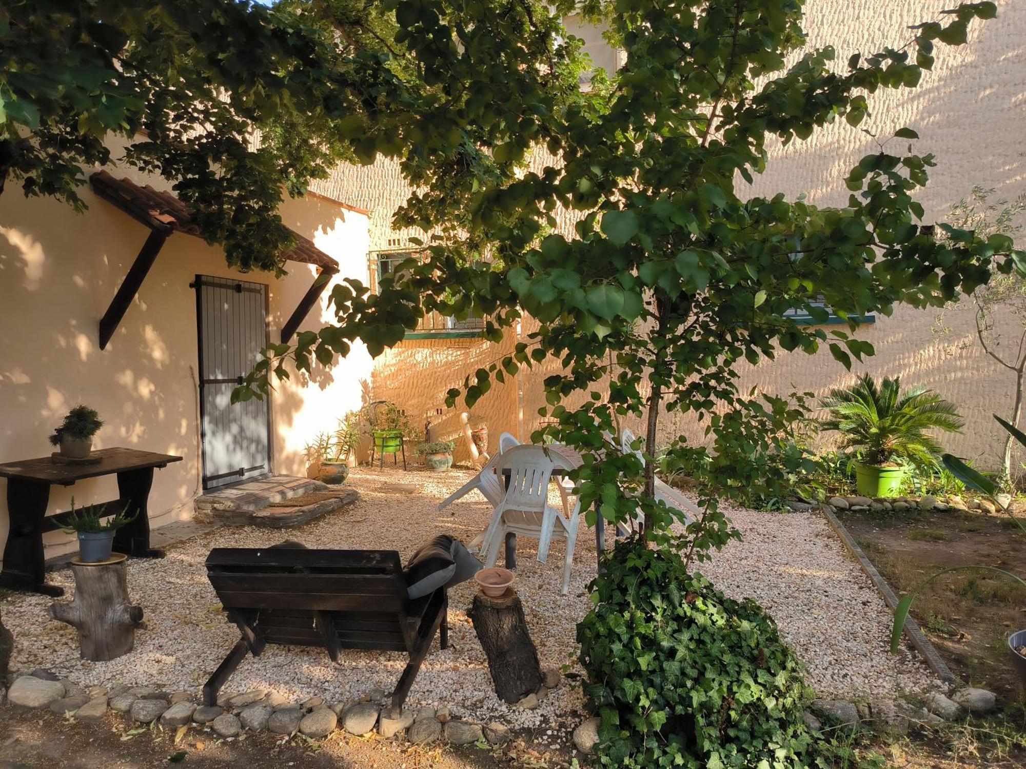Appartement location saisonnière curiste à Montesquieu  Extérieur photo